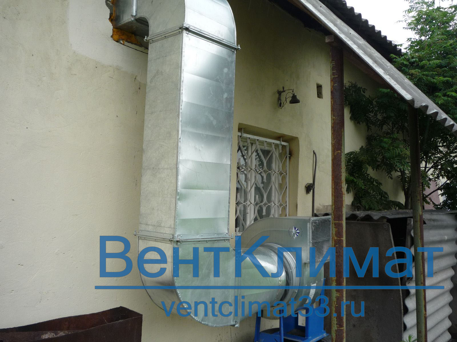 Вытяжная система с молярного помещения по производству мебели